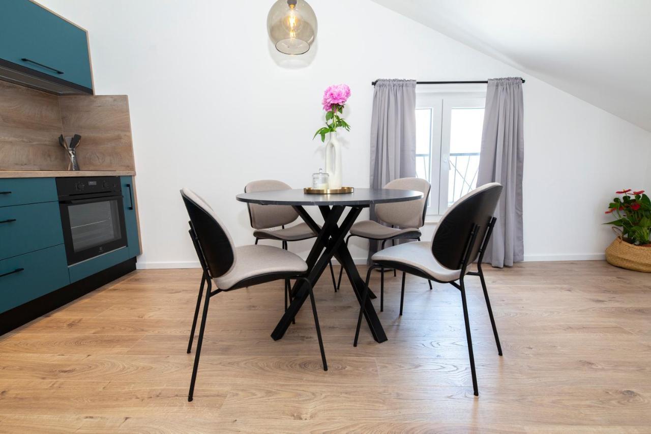 Apartament The Jazz Apartment, Old Town Located,free Parking *